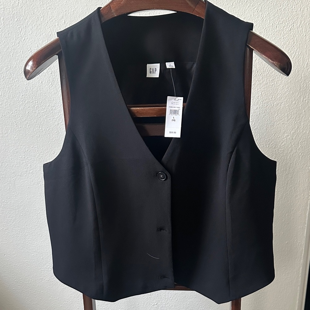 GAP Classic Black Vest
